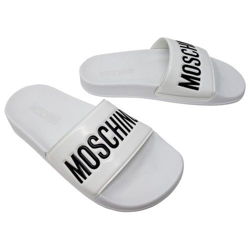 Pre-owned Moschino Sandal In White