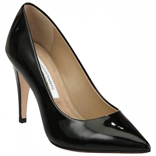 Pre-owned Diane Von Furstenberg Patent Leather Heels In Black