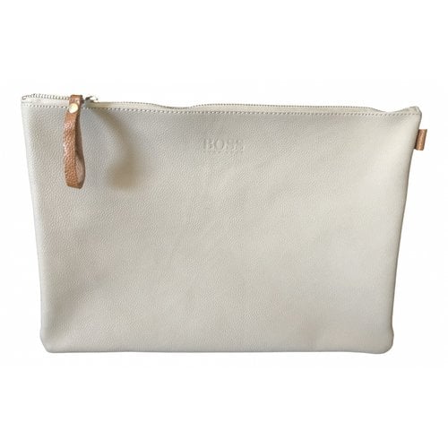 Pre-owned Hugo Boss Leather Clutch Bag In Grey