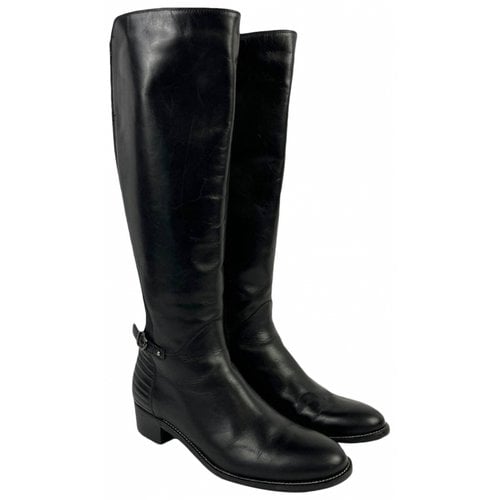 Pre-owned Aquatalia Leather Boots In Black
