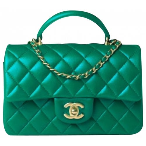 Pre-owned Chanel Timeless Classique Top Handle Leather Handbag In Green