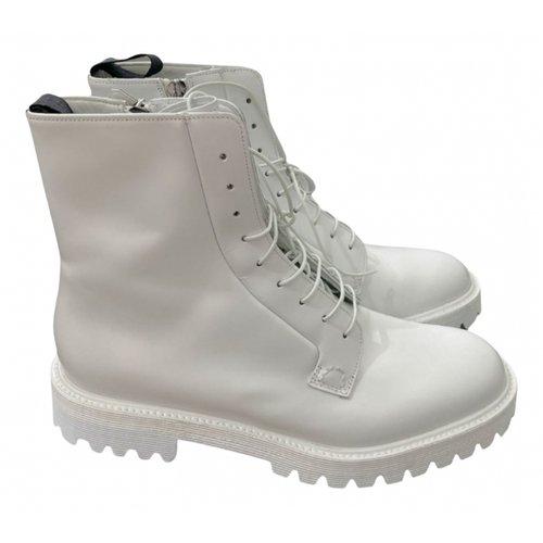 Pre-owned Church's Leather Ankle Boots In White