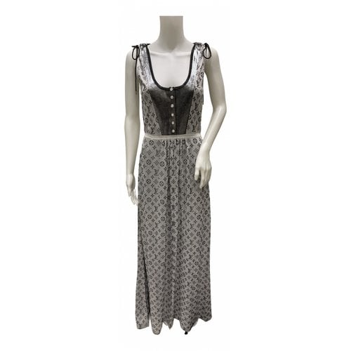 Pre-owned Louis Vuitton Silk Maxi Dress In Grey