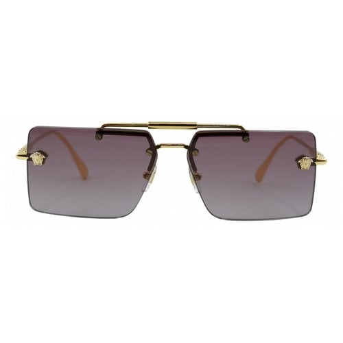 Pre-owned Versace Sunglasses In Purple