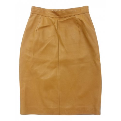Pre-owned Loewe Leather Mini Skirt In Camel