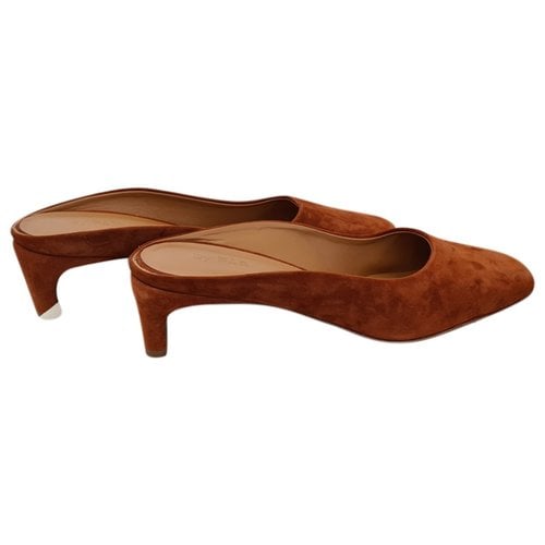 Pre-owned By Far Sandals In Brown