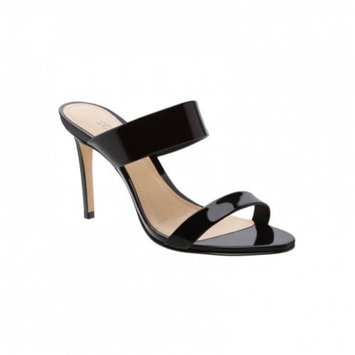 Pre-owned Schutz Leather Sandals In Black