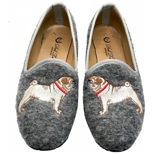 Pre-owned Del Toro Leather Flats In Grey