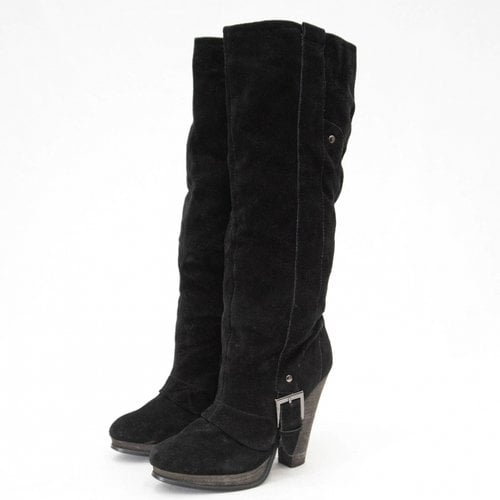 Pre-owned Steve Madden Boots In Black