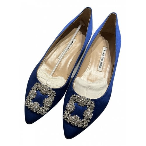Pre-owned Manolo Blahnik Hangisi Cloth Ballet Flats In Blue
