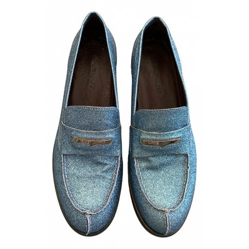Pre-owned Bruno Magli Leather Flats In Metallic