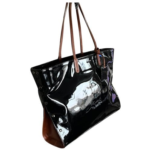 Pre-owned Furla Leather Tote In Black