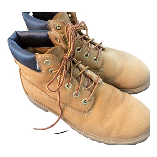 Pre-owned Timberland Velvet Lace Up Boots In Camel