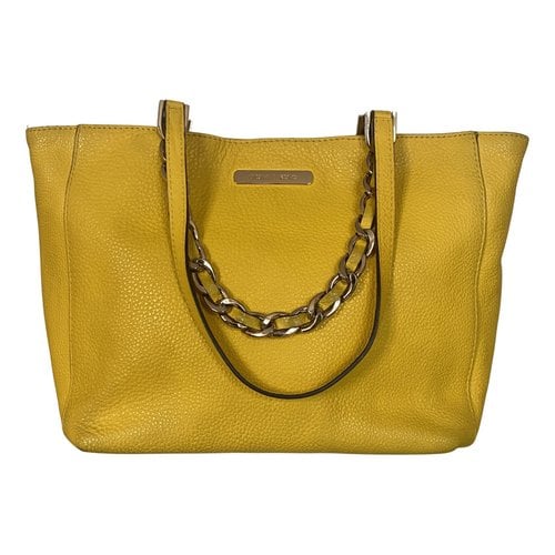 Pre-owned Michael Kors Leather Tote In Yellow