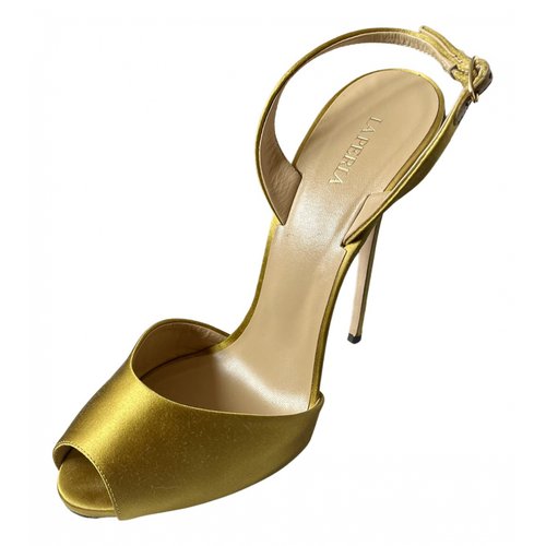 Pre-owned La Perla Leather Sandal In Yellow
