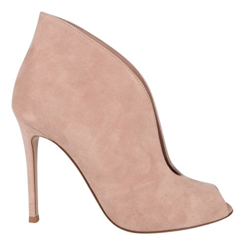 Pre-owned Gianvito Rossi Ankle Boots In Pink