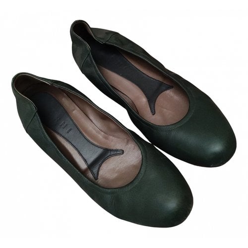 Pre-owned Marni Leather Ballet Flats In Green