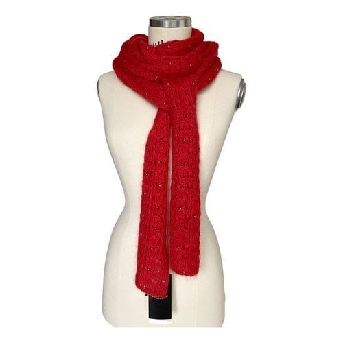 Pre-owned Saint Laurent Scarf In Red