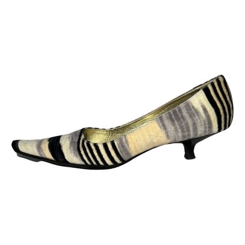 Pre-owned Missoni Velvet Heels In Multicolour