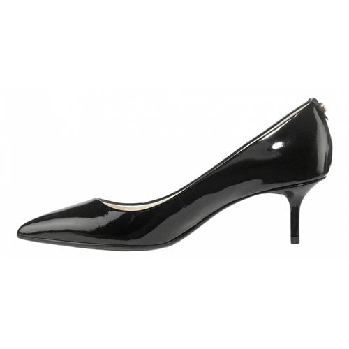 Pre-owned Michael Kors Patent Leather Heels In Black