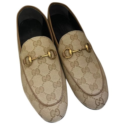 Pre-owned Gucci Cloth Flats In Beige