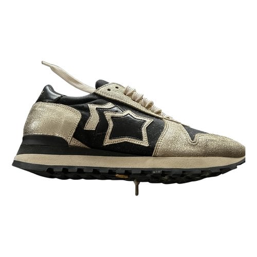 Pre-owned Atlantic Stars Leather Low Trainers In Gold