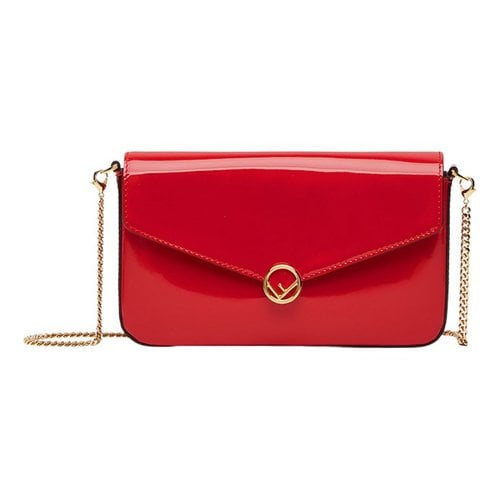 Pre-owned Fendi Wallet On Chain Patent Leather Bag In Red