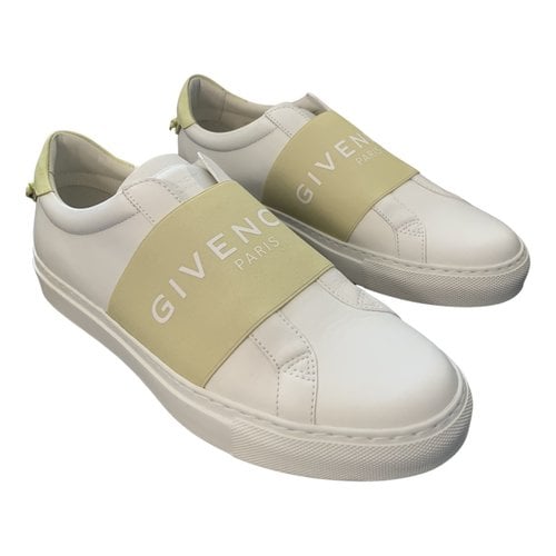 Pre-owned Givenchy Leather Trainers In White