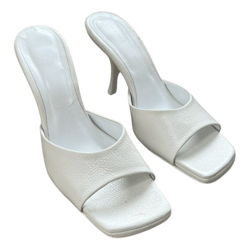 Pre-owned By Far Leather Sandals In White