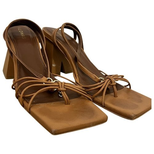 Pre-owned Alohas Leather Sandal In Camel