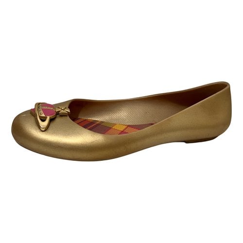 Pre-owned Vivienne Westwood Anglomania Ballet Flats In Gold