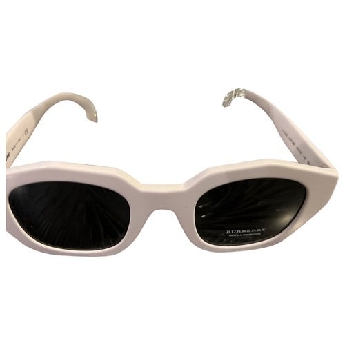 Pre-owned Burberry Sunglasses In White