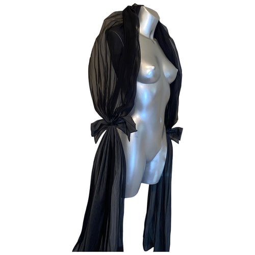 Pre-owned Moschino Cheap And Chic Silk Stole In Black