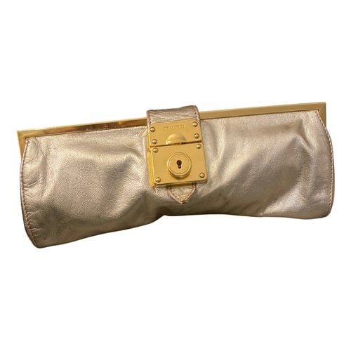 Pre-owned Miu Miu Leather Clutch Bag In Gold