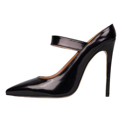 Pre-owned Victoria Beckham Leather Heels In Black