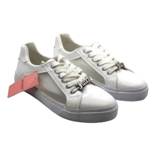 Pre-owned Juicy Couture Cloth Trainers In White