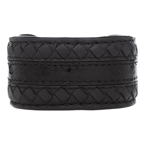 Pre-owned Bottega Veneta Leather Bracelet In Black