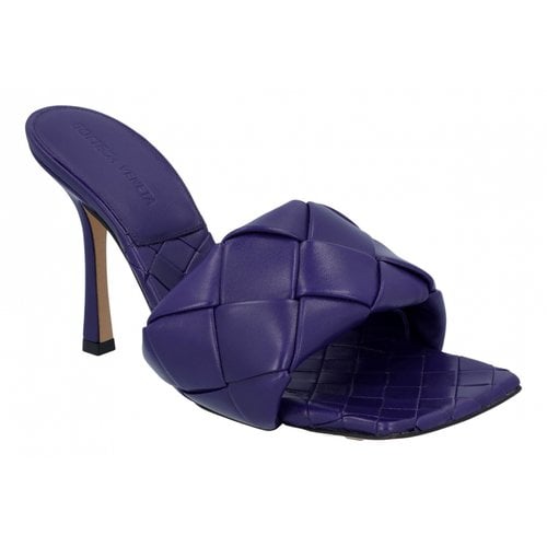 Pre-owned Bottega Veneta Leather Mules & Clogs In Purple