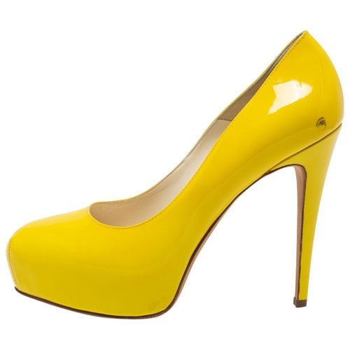 Pre-owned Brian Atwood Patent Leather Flats In Yellow