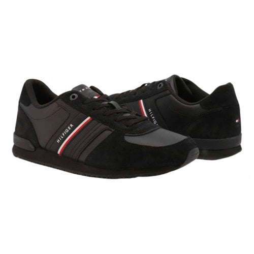 Pre-owned Tommy Hilfiger Low Trainers In Black