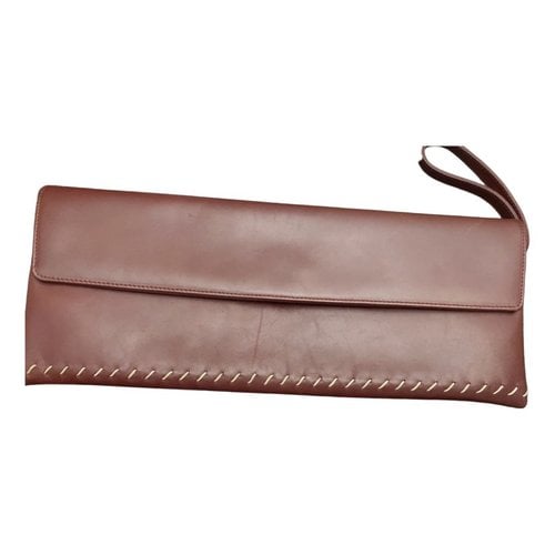Pre-owned Emporio Armani Leather Clutch Bag In Burgundy