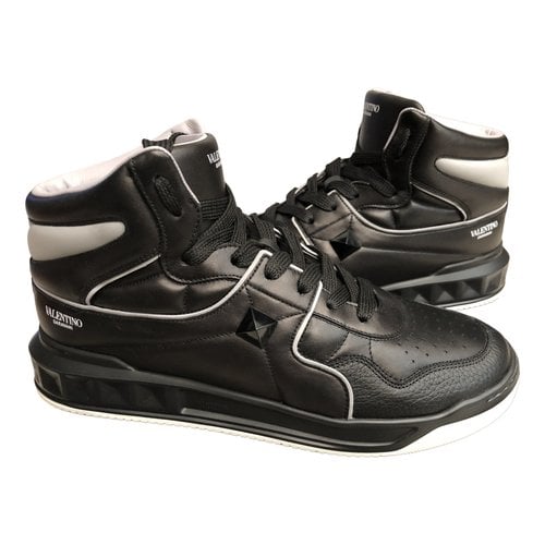 Pre-owned Valentino Garavani Leather High Trainers In Black