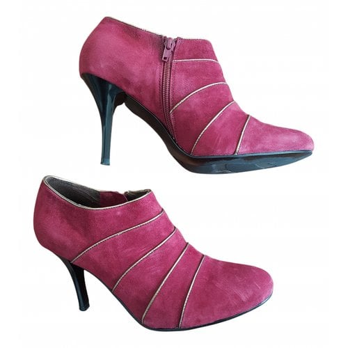 Pre-owned Charles David Ankle Boots In Red