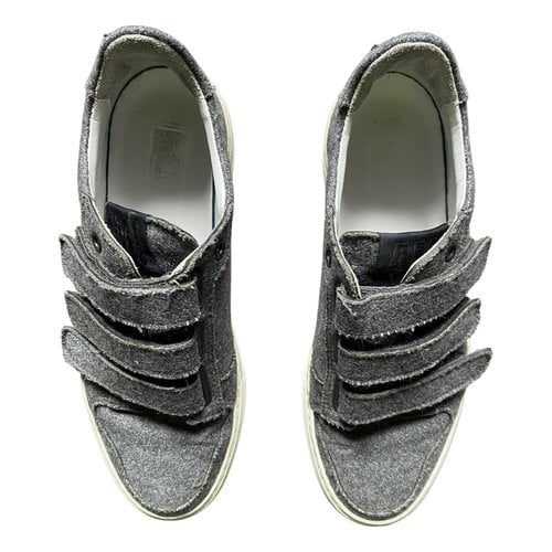 Pre-owned Ami Alexandre Mattiussi Low Trainers In Grey