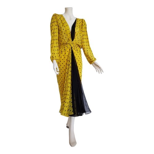 Pre-owned Valentino Silk Mid-length Dress In Yellow