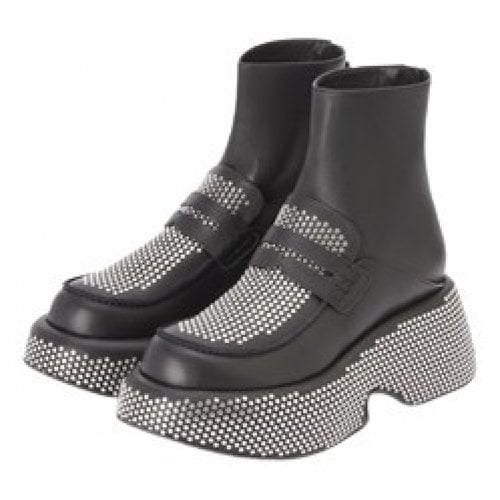 Pre-owned Loewe Leather Ankle Boots In Black