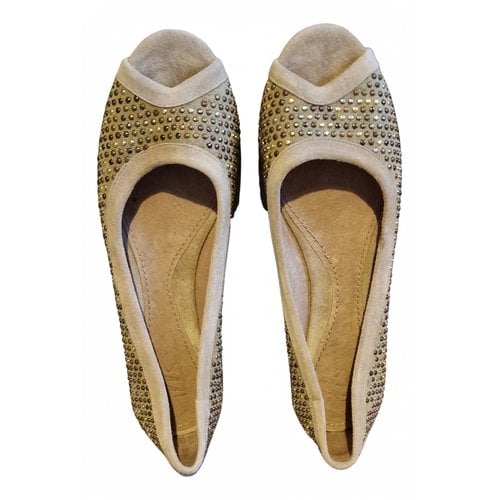 Pre-owned Ikks Leather Ballet Flats In Gold