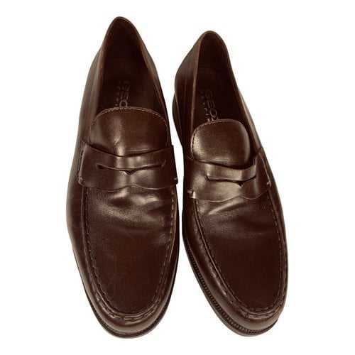 Pre-owned Geox Leather Flats In Brown