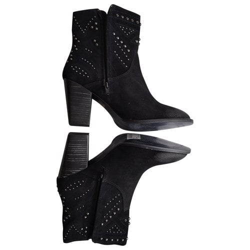 Pre-owned Berenice Leather Ankle Boots In Black