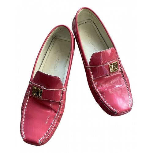 Pre-owned Louis Vuitton Patent Leather Flat In Pink